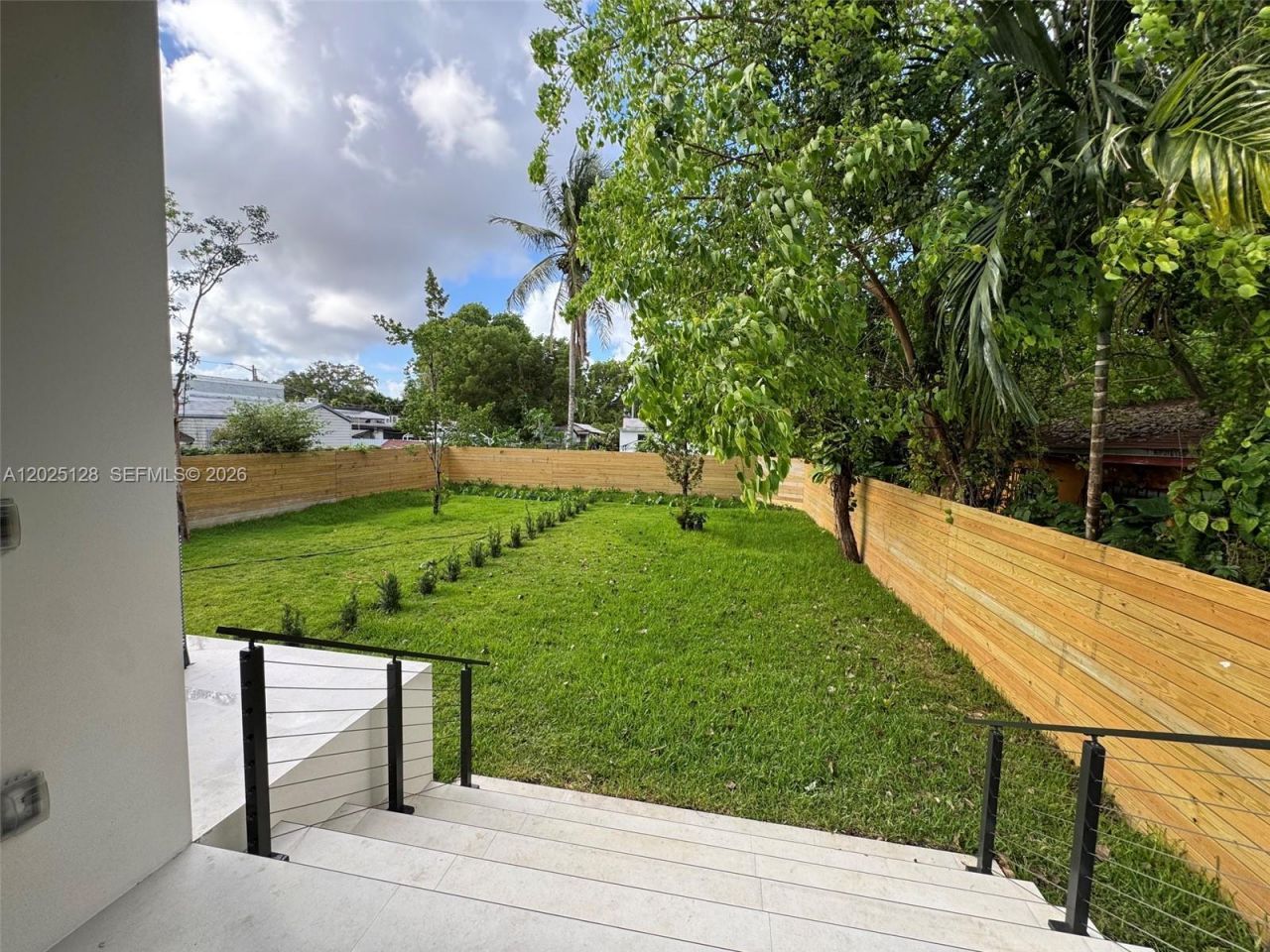 1924 NW 27th St, Miami, FL 33142 Photo