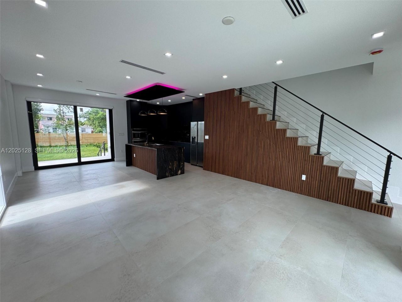 1924 NW 27th St, Miami, FL 33142 Photo