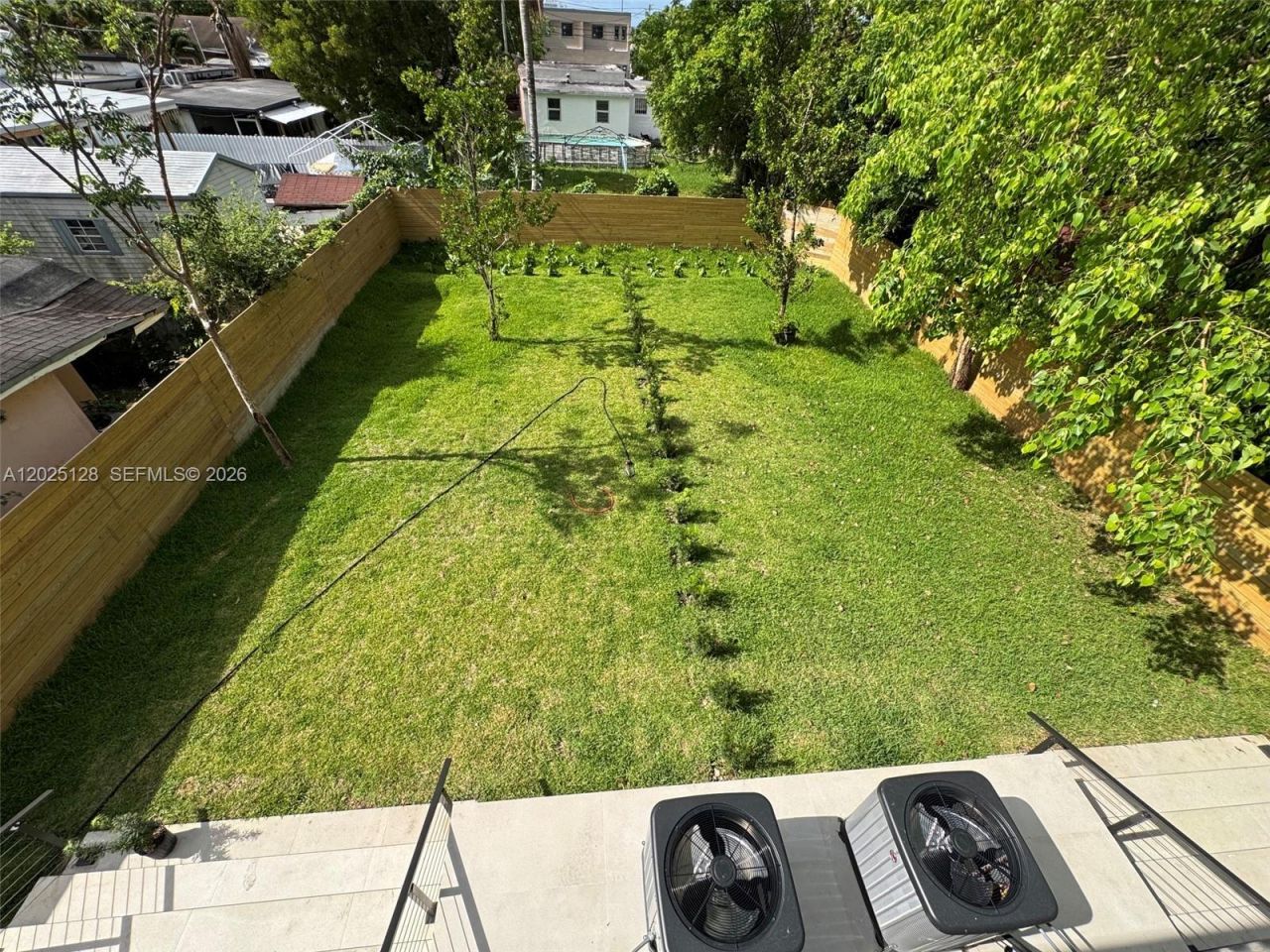 1924 NW 27th St, Miami, FL 33142 Photo