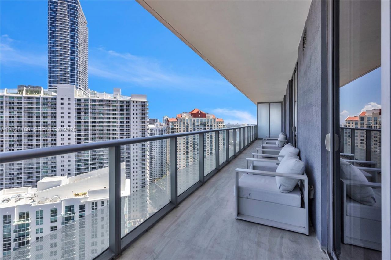 1300 Brickell Bay Dr , Unit 3408, Miami, FL 33131 Photo