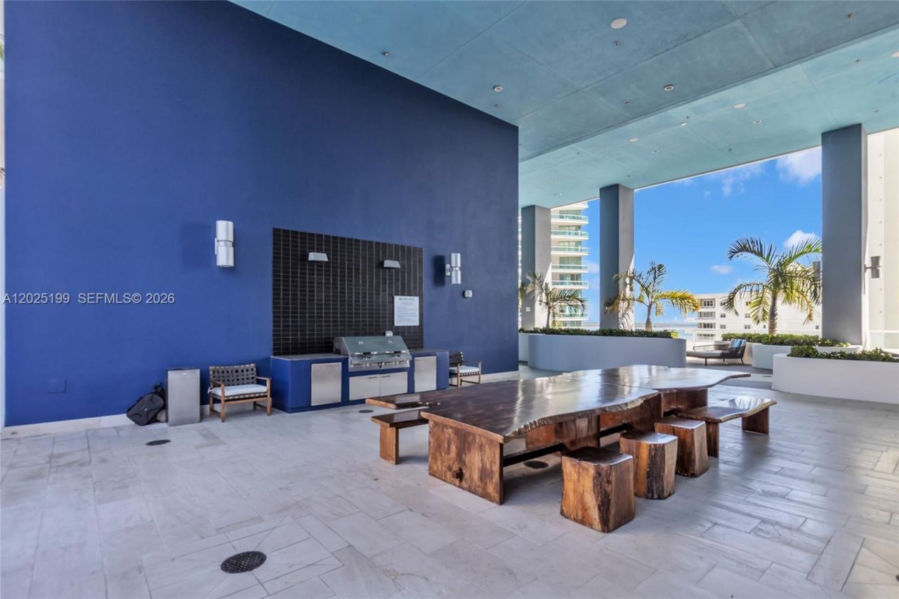 1300 Brickell Bay Dr , Unit 3408, Miami, FL 33131 Photo