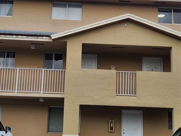 7785 W 30th Ct , Unit F-203, Hialeah, FL 33018