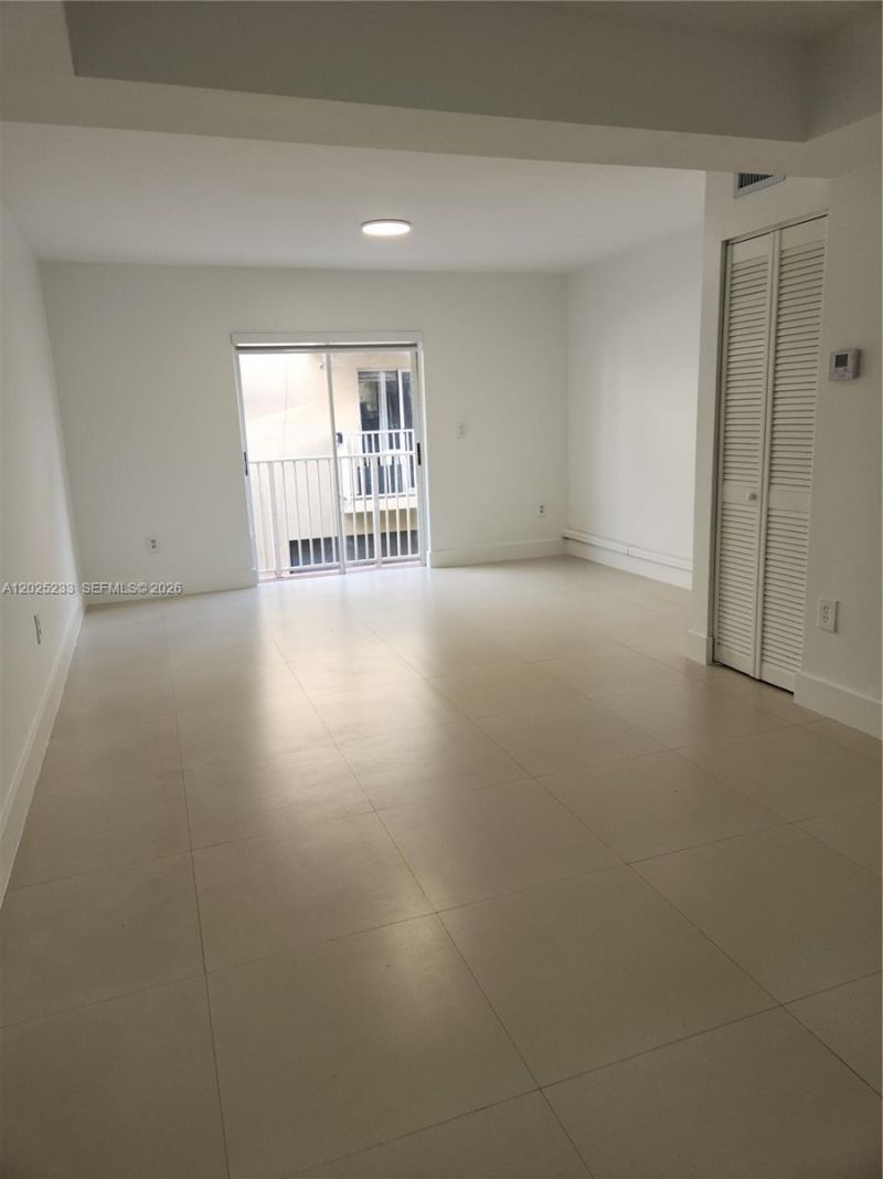 7785 W 30th Ct , Unit F-203, Hialeah, FL 33018 Photo