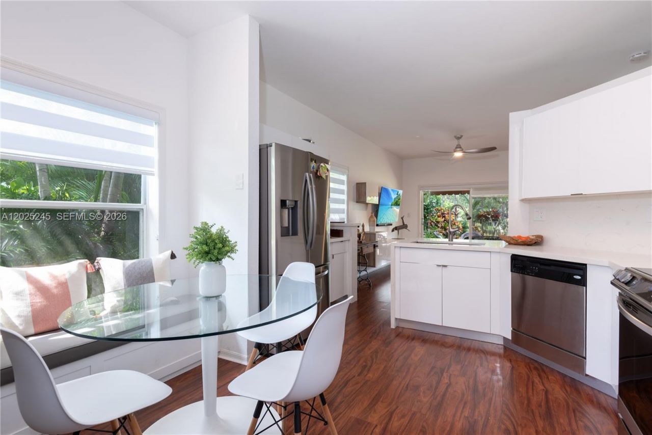 4123 Sapphire Bnd , Weston, FL 33331 Photo