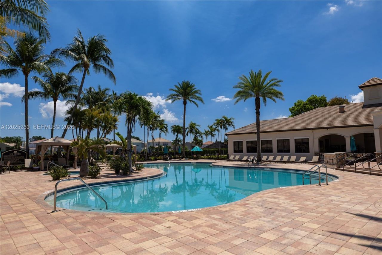 8904 Maple Hill Ct , Boynton Beach, FL 33473 Photo