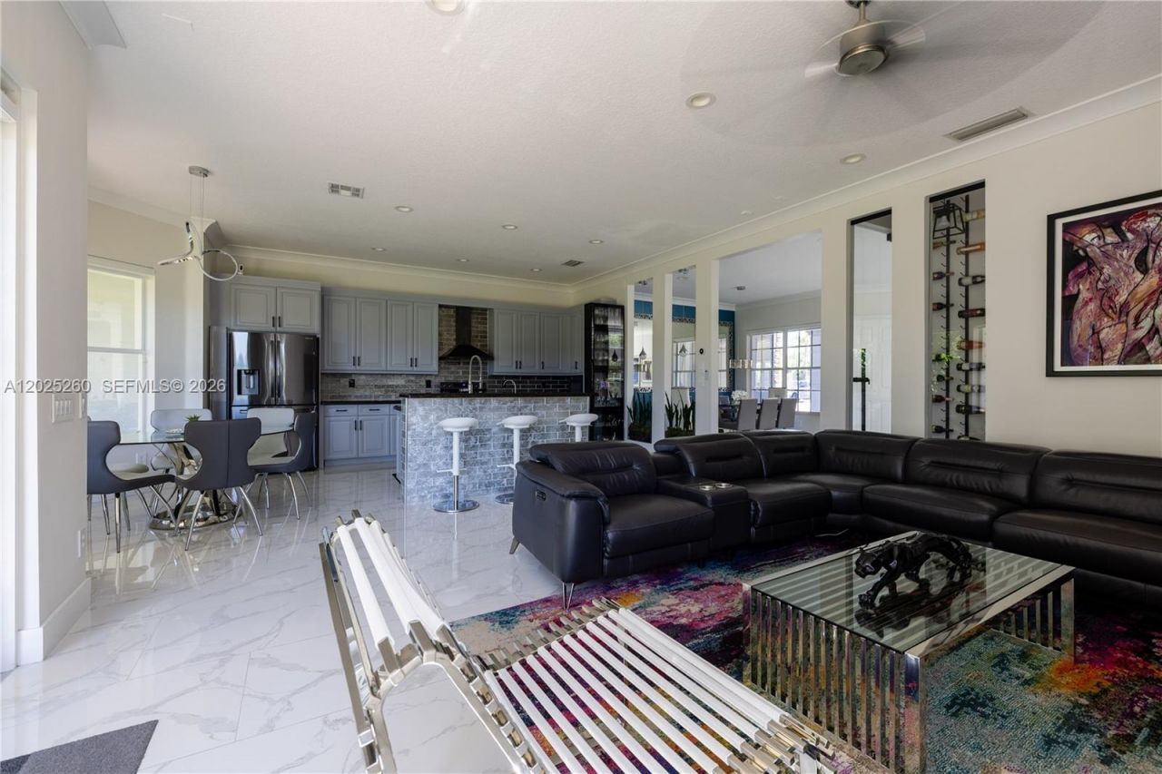 8904 Maple Hill Ct , Boynton Beach, FL 33473 Photo