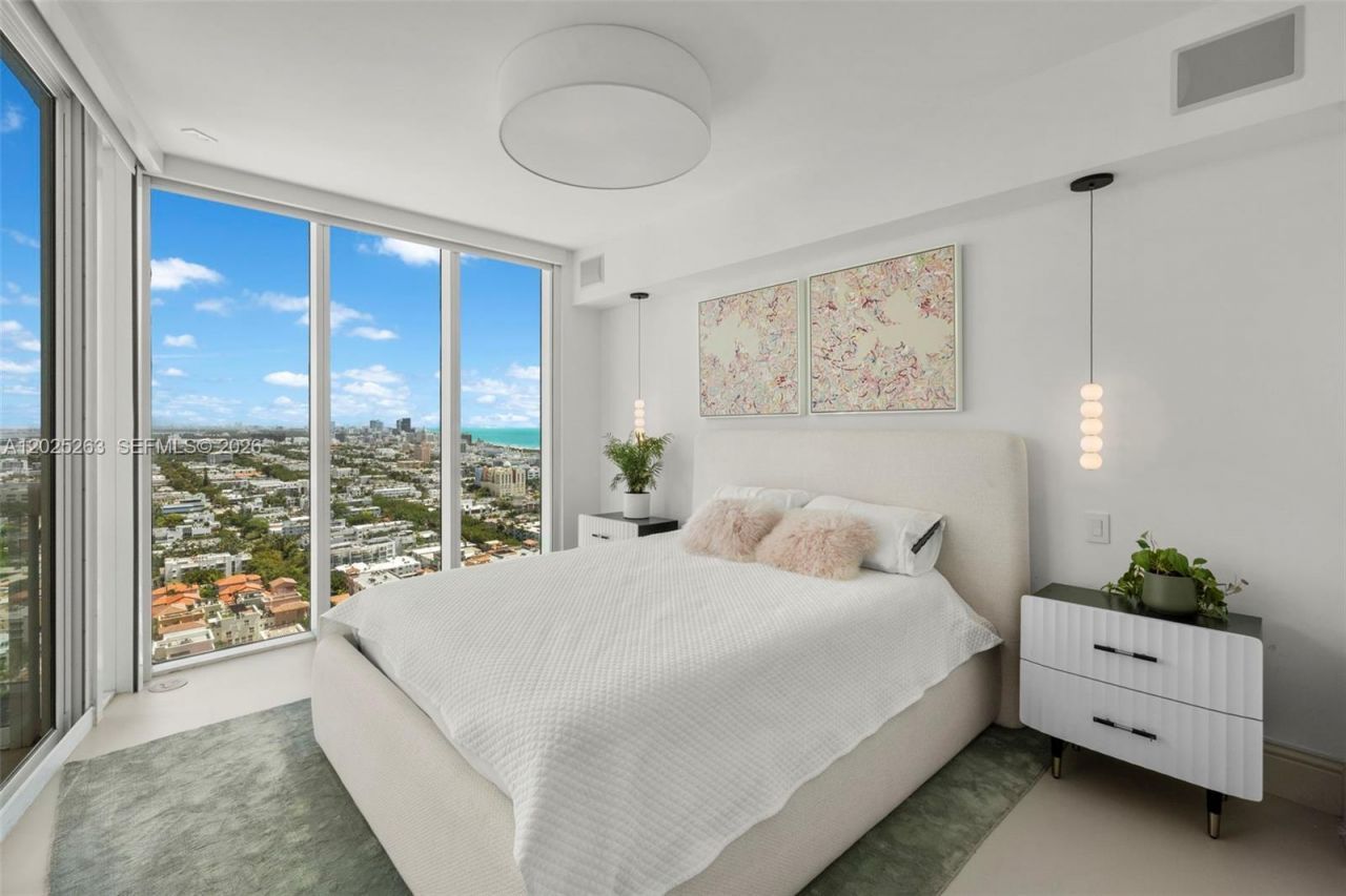 1000 S Pointe Dr , Unit 2803, Miami Beach, FL 33139 Photo