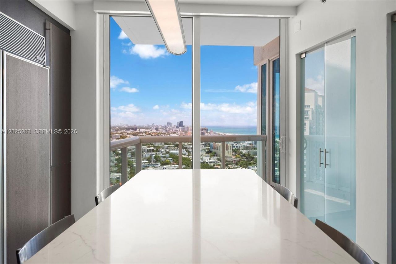 1000 S Pointe Dr , Unit 2803, Miami Beach, FL 33139 Photo