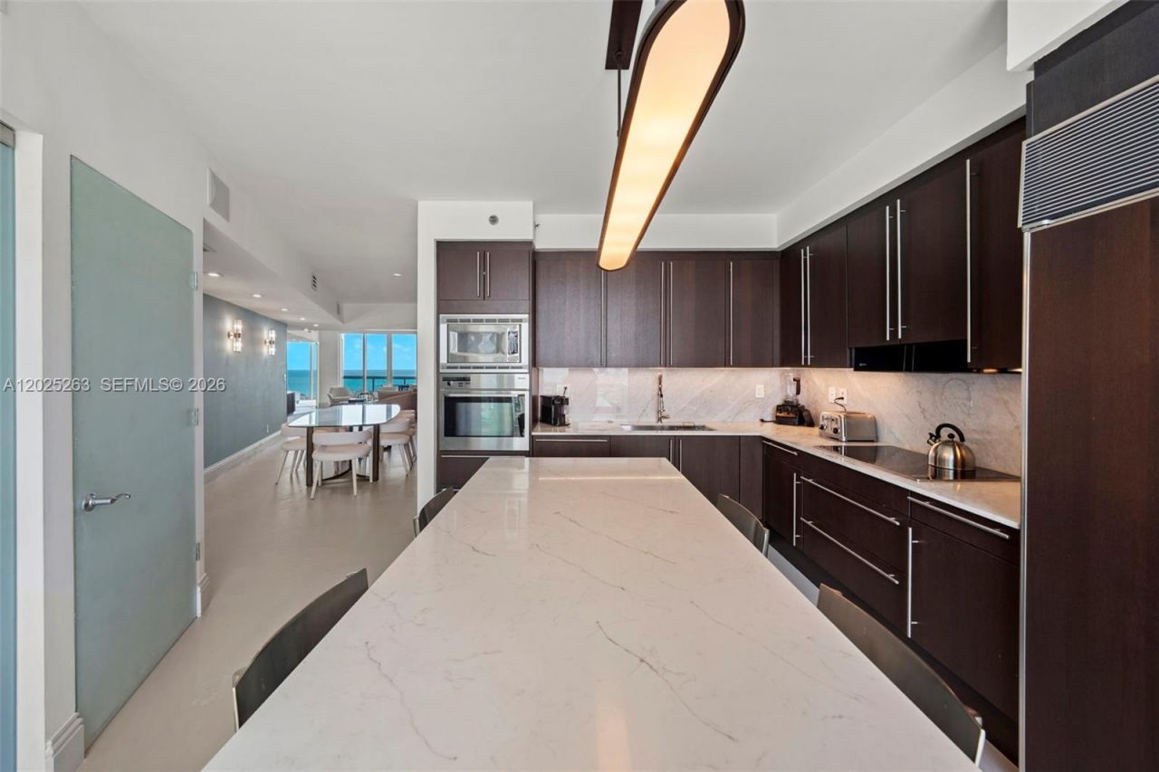 1000 S Pointe Dr , Unit 2803, Miami Beach, FL 33139 Photo