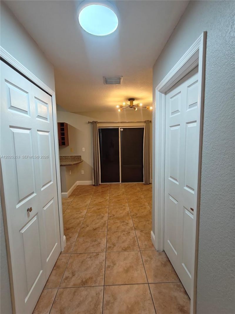 17866 NW 74th Ct, Hialeah, FL 33015 Photo