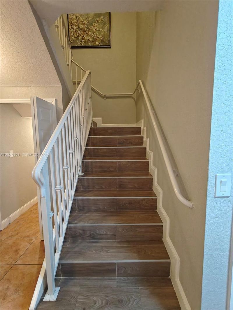 17866 NW 74th Ct, Hialeah, FL 33015 Photo