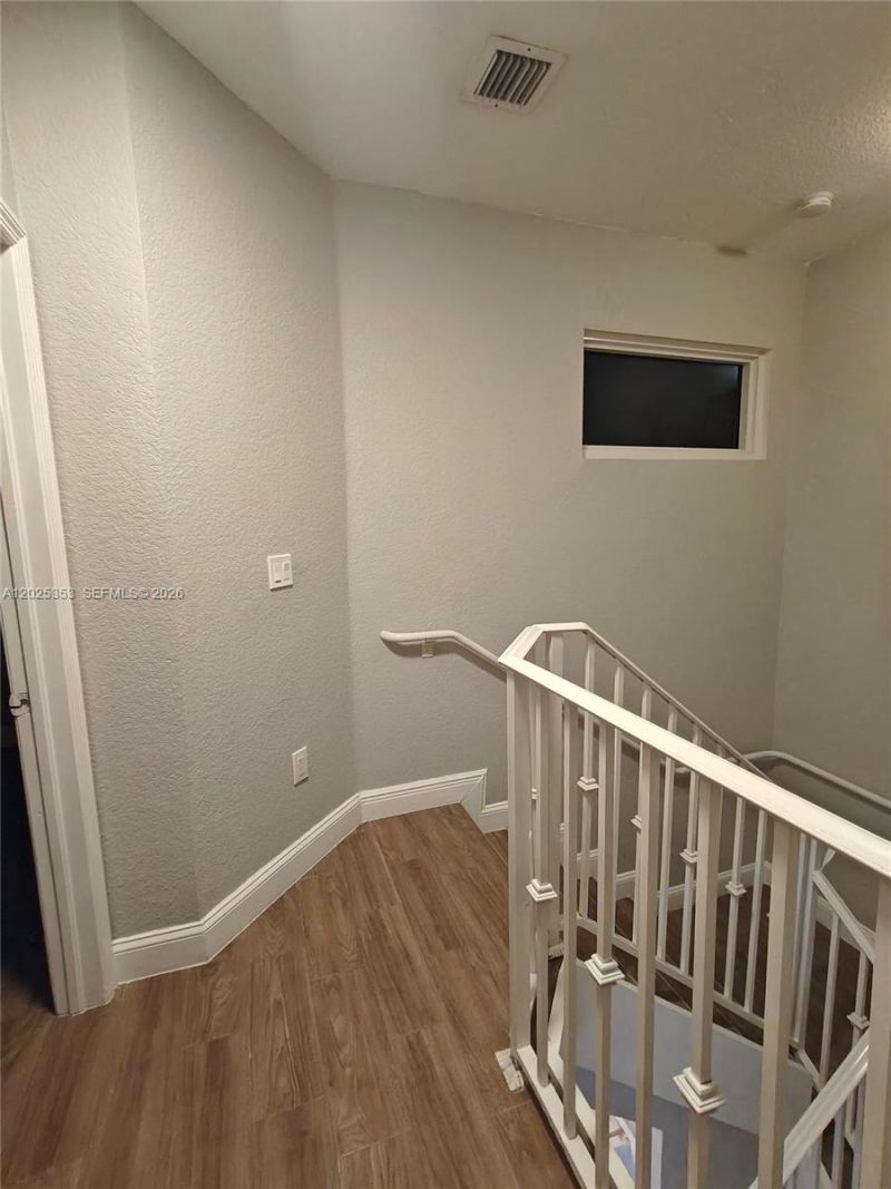 17866 NW 74th Ct, Hialeah, FL 33015 Photo