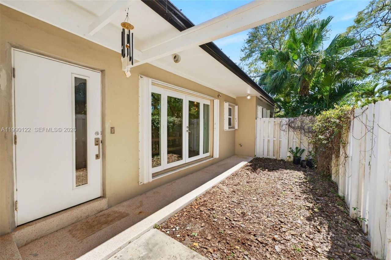 12935 SW 81st Ave , Pinecrest, FL 33156 Photo