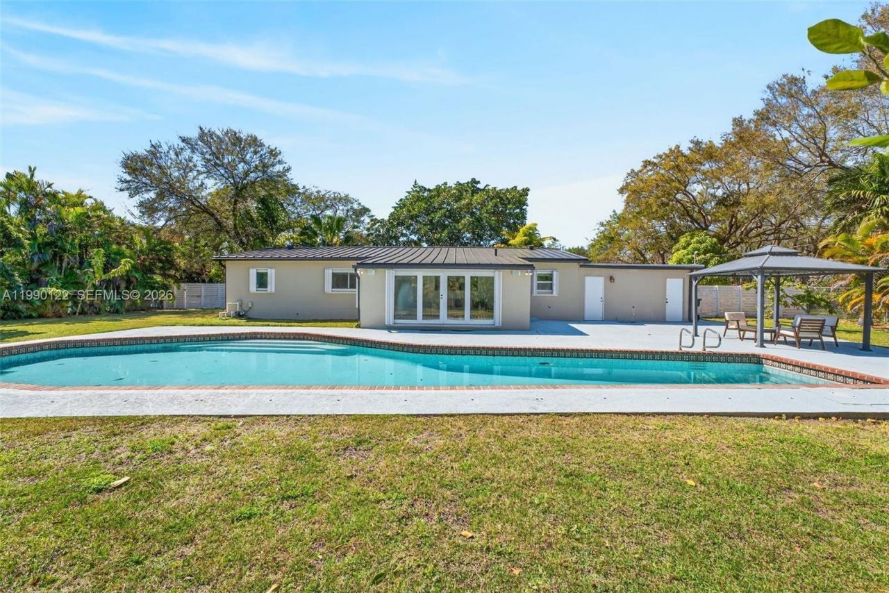 12935 SW 81st Ave , Pinecrest, FL 33156 Photo