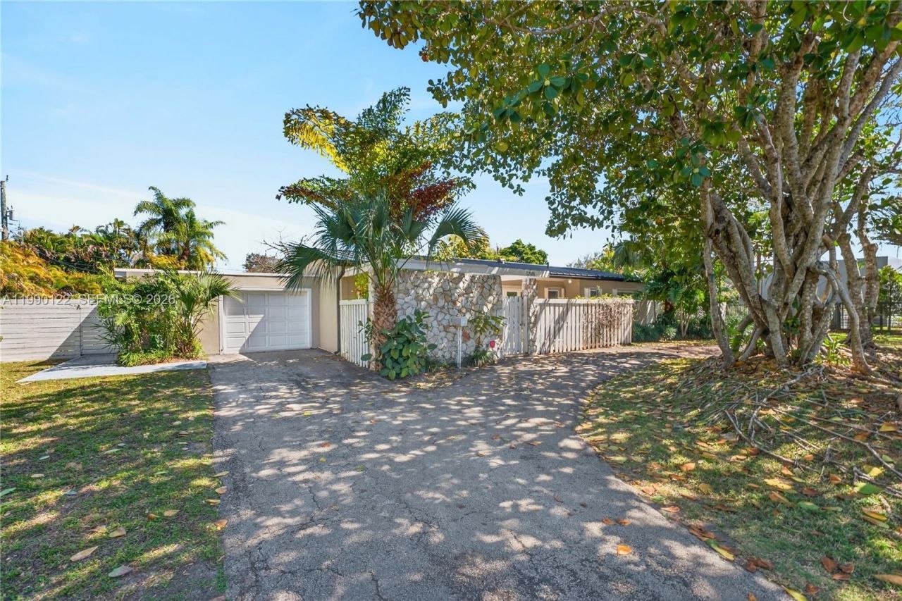 12935 SW 81st Ave , Pinecrest, FL 33156 Photo