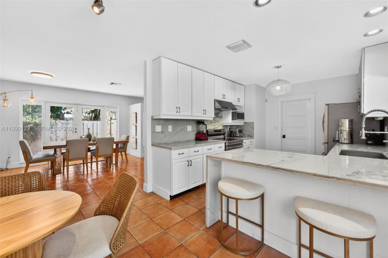 12935 SW 81st Ave , Pinecrest, FL 33156 Photo