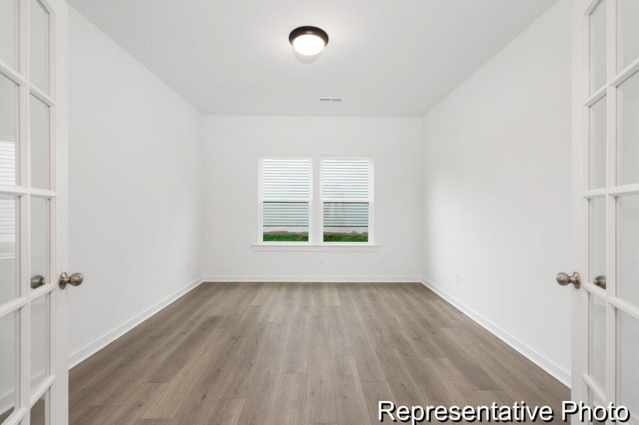 1015 Toland Drive Photo 18