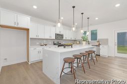 1015 Toland Drive photo 4