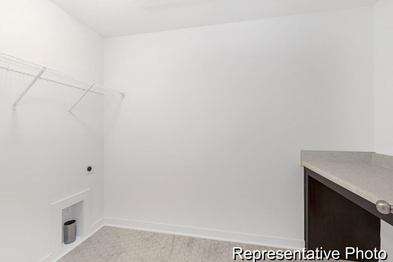 1015 Toland Drive Photo 24
