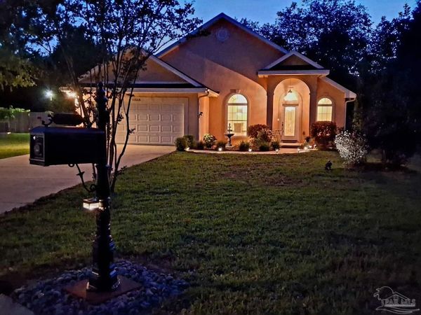 11513 Thousand Oaks Ct, Pensacola, FL 32514