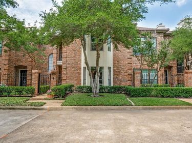 7043 Inwood Road, Dallas, TX 75209