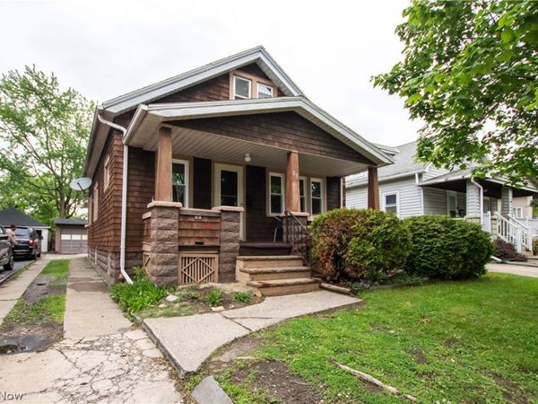 25 Forbes Road , Bedford, OH 44146