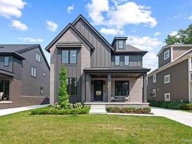 2663 Dorchester Road, Birmingham, MI 48009