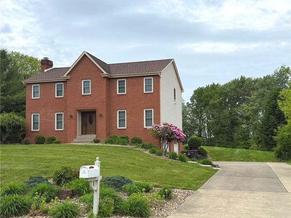 211 Warren Rd, Warrendale, PA 15086