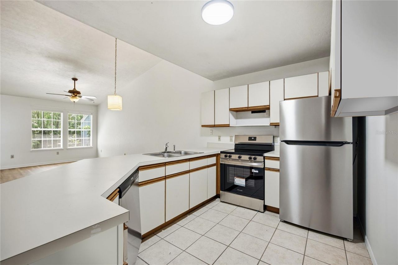 218 NW 50th Boulevard , Unit K, Gainesville, FL 32607 Photo