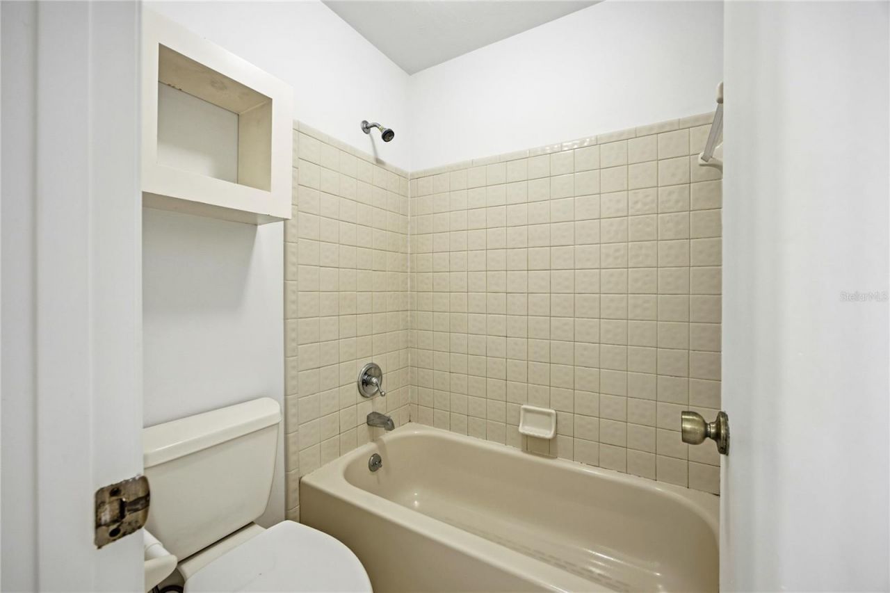 218 NW 50th Boulevard , Unit K, Gainesville, FL 32607 Photo
