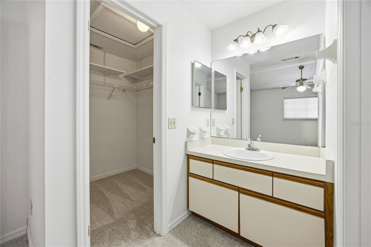 218 NW 50th Boulevard , Unit K, Gainesville, FL 32607 Photo