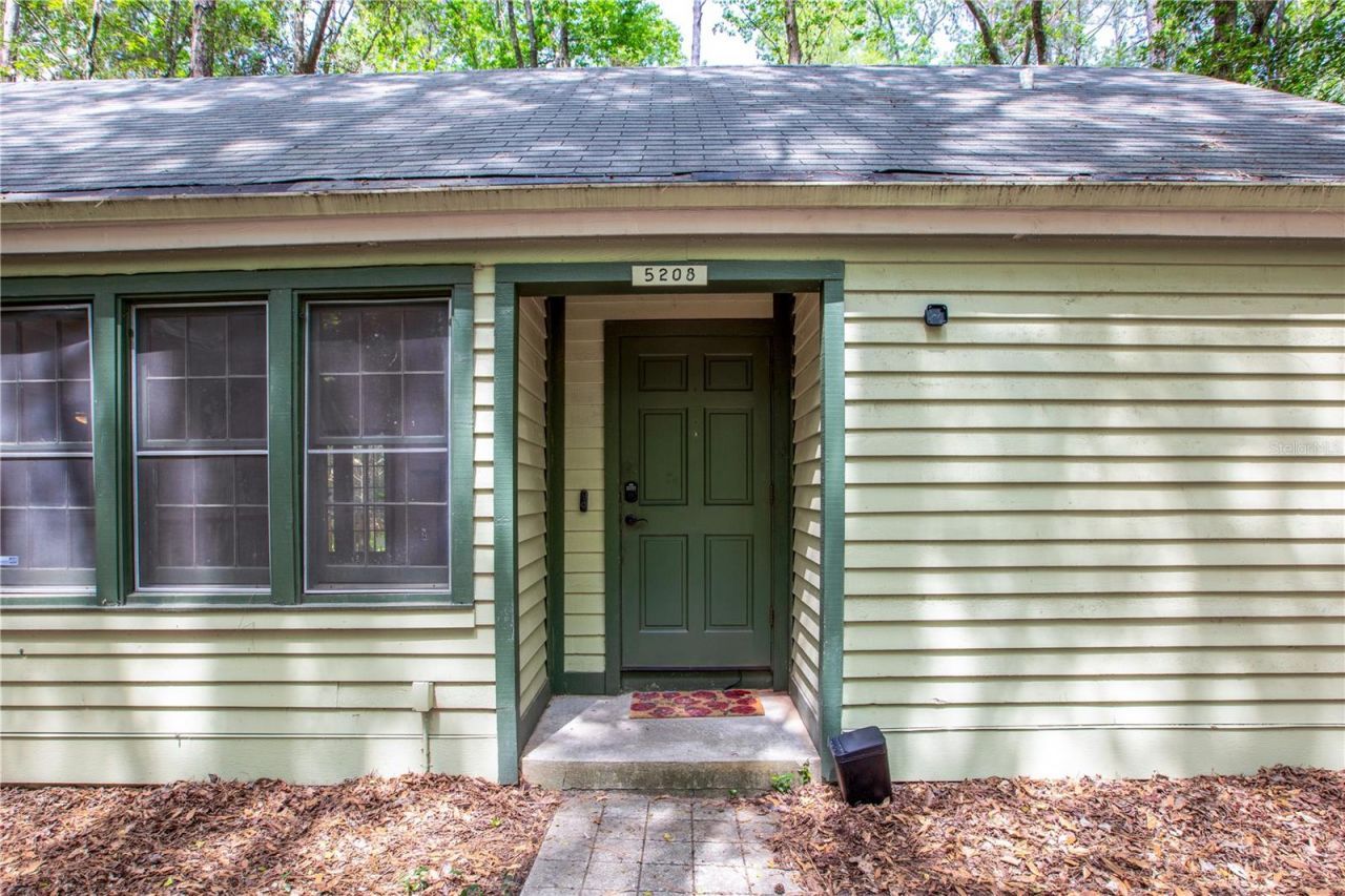 5208 SW 86th Terrace , Gainesville, FL 32608 Photo