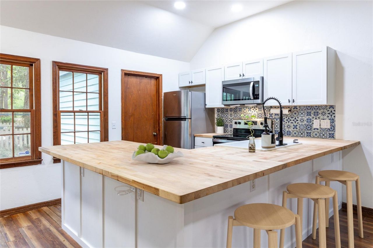 5208 SW 86th Terrace , Gainesville, FL 32608 Photo