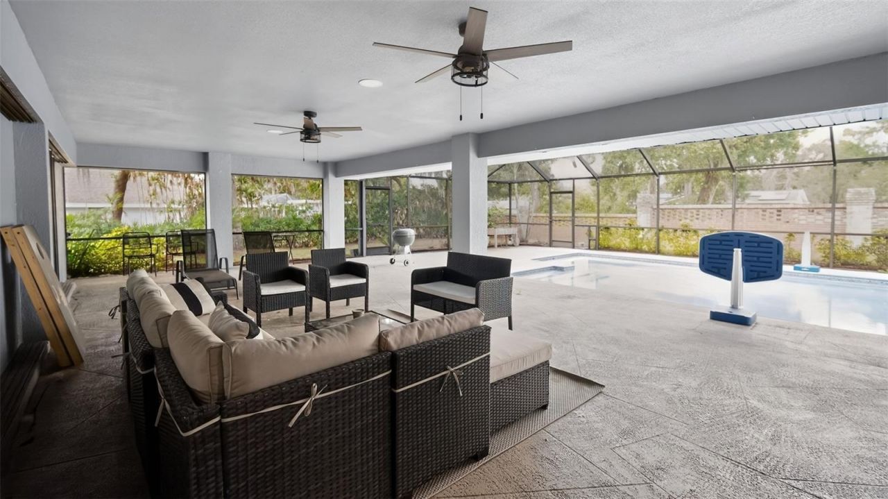 144 Barrington Drive, Brandon, FL 33511 Photo