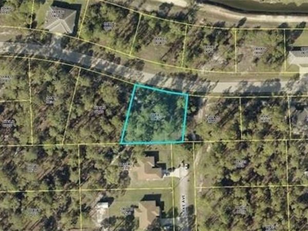 812 E 12th ST , LEHIGH ACRES, FL 33972