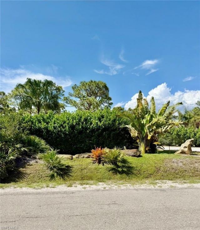 6690 Pineland Rd , Bokeelia, FL 33922 Photo