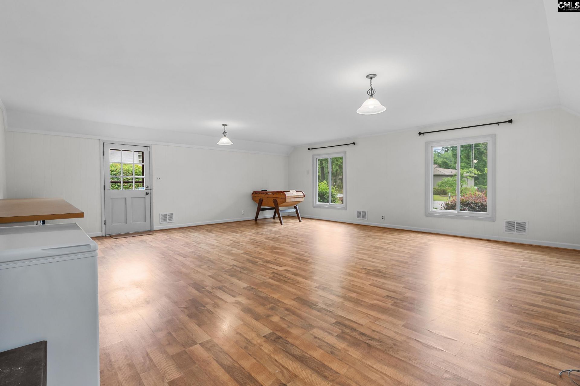 1811 Hobkirk Court  Photo 17