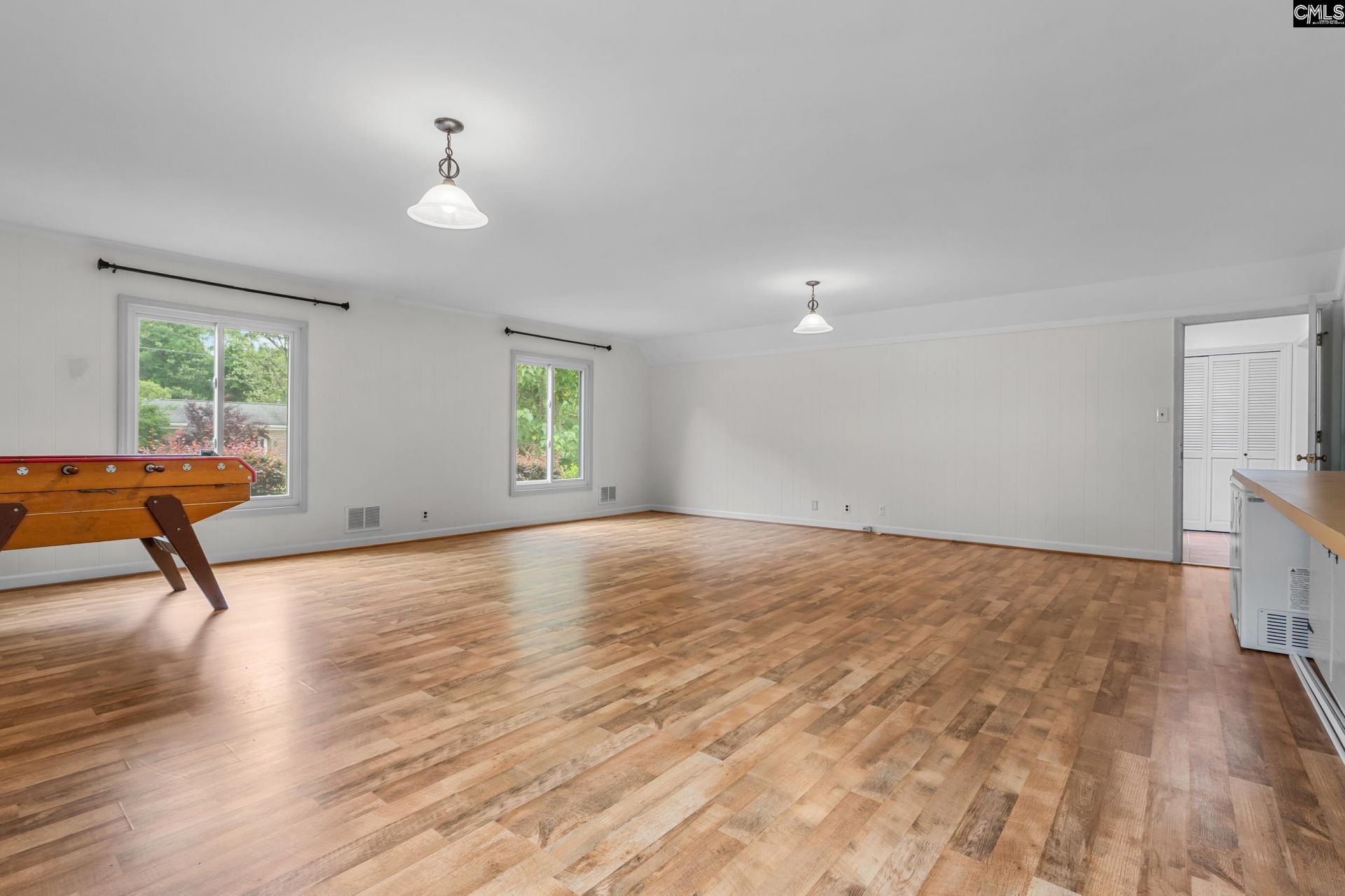 1811 Hobkirk Court  Photo 18