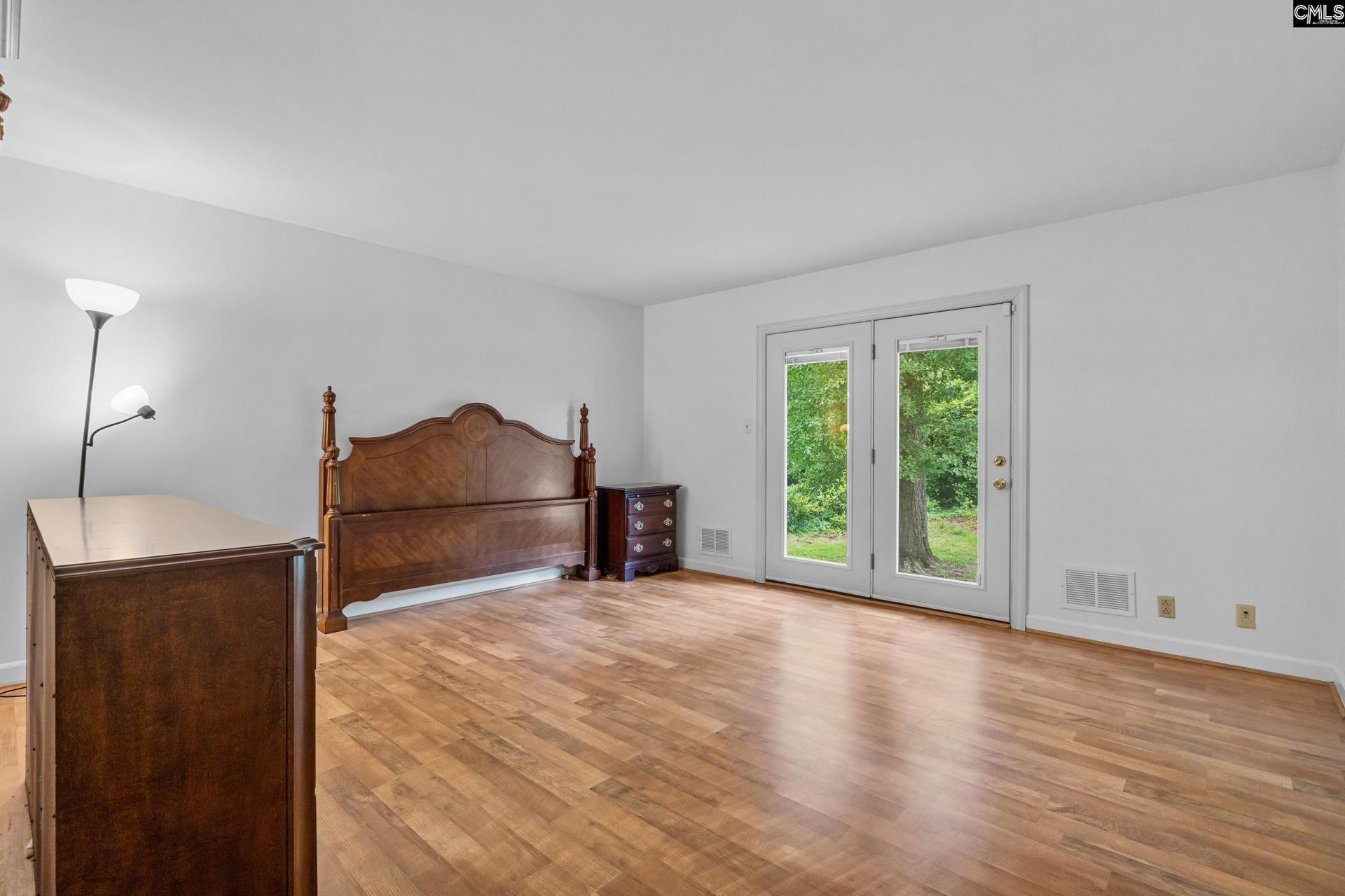 1811 Hobkirk Court  Photo 20