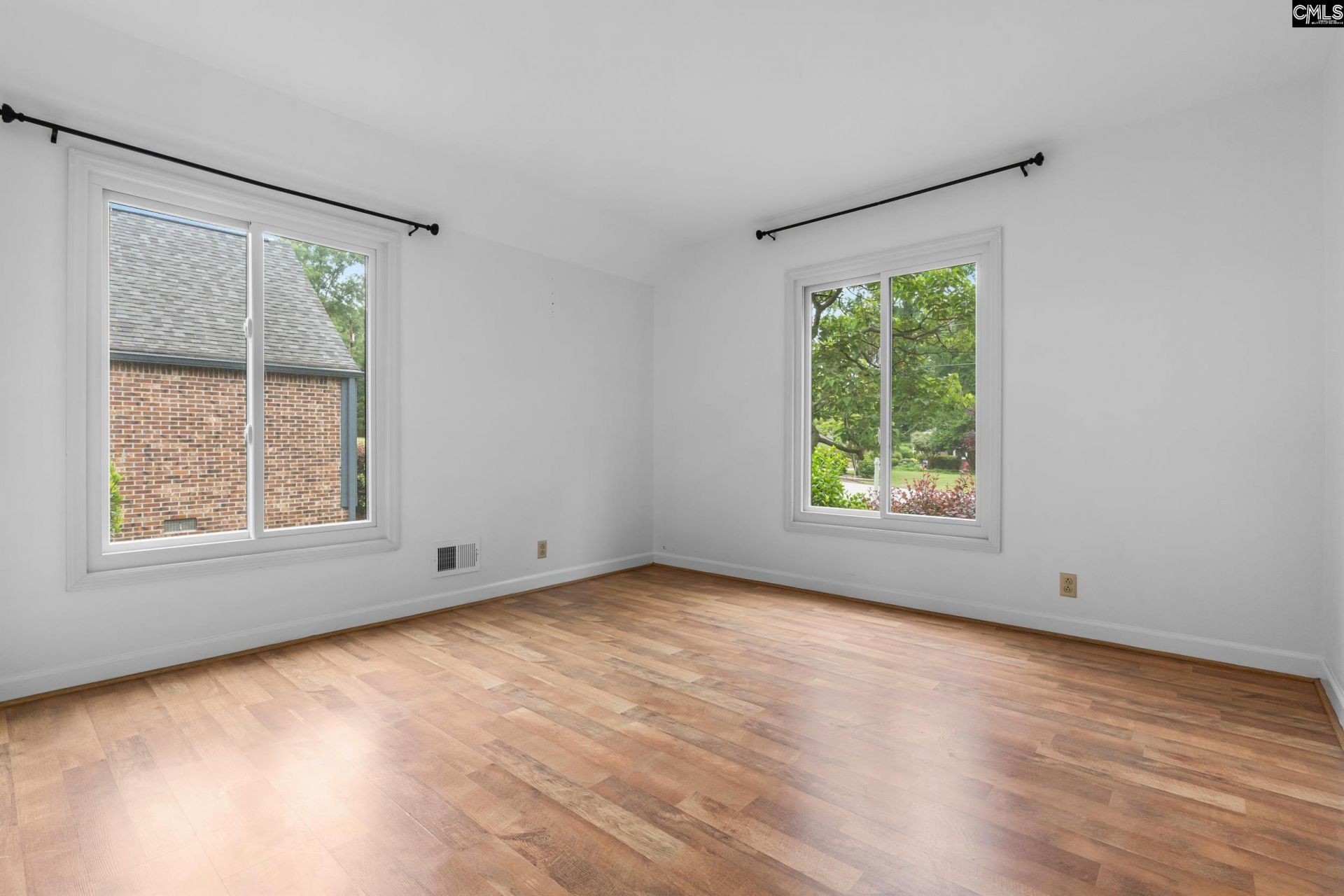 1811 Hobkirk Court  Photo 33