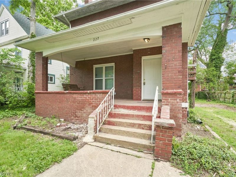 227 S Balch Street, Akron, OH 44302 Photo 3