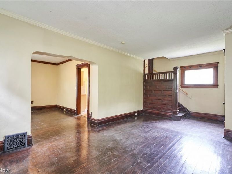 227 S Balch Street, Akron, OH 44302 Photo 9