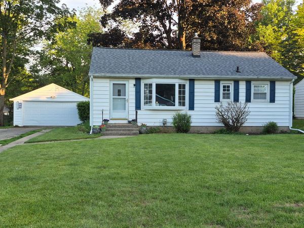 3819 Pontiac Avenue, Kalamazoo, MI 49006