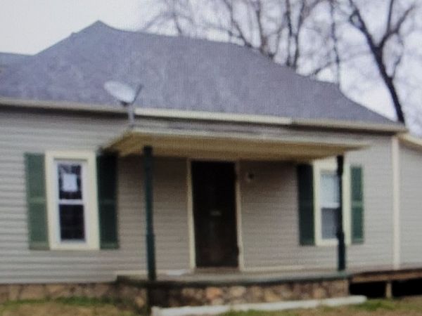 30 Grimes Road , Harrisburg, IL 62946