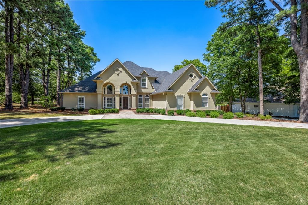 2613 W Green Acres Road, Rogers, AR 72758 Main Photo