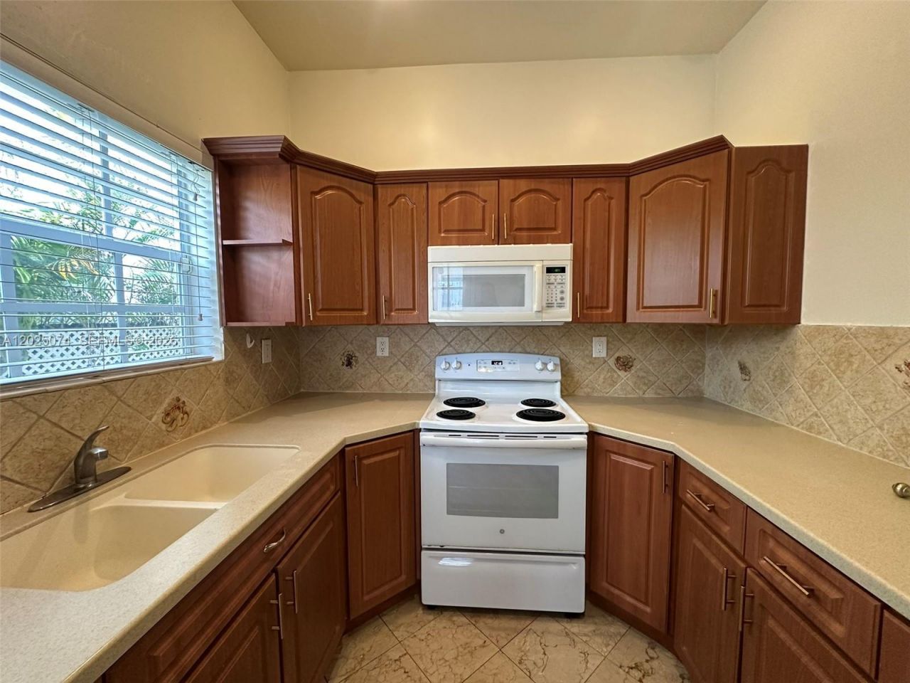 2328 SW 17th St , Unit 1, Miami, FL 33145 Photo