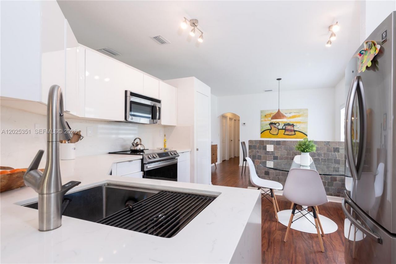 4123 Sapphire Bnd , Weston, FL 33331 Photo
