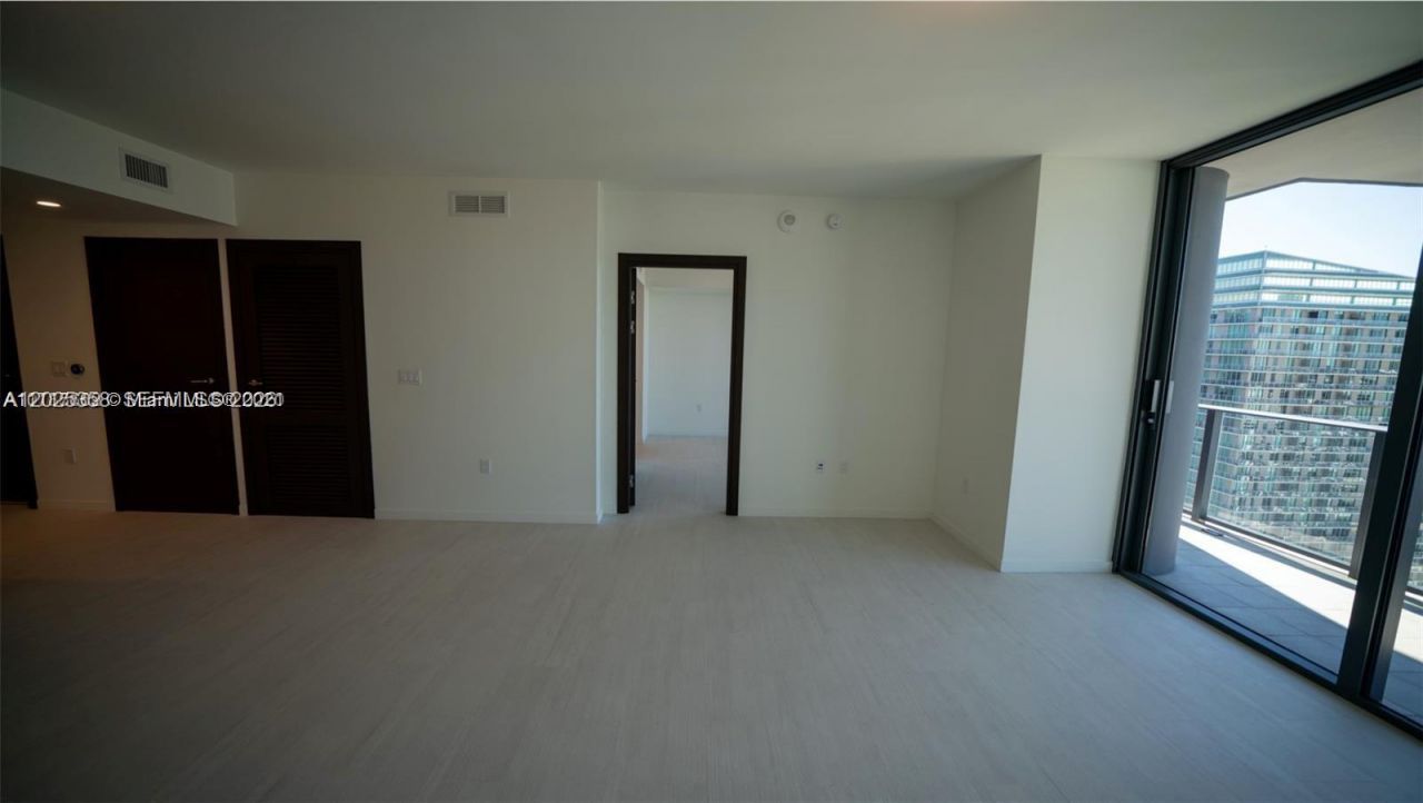 1000 Brickell Plz , Unit 3411, Miami, FL 33131 Photo