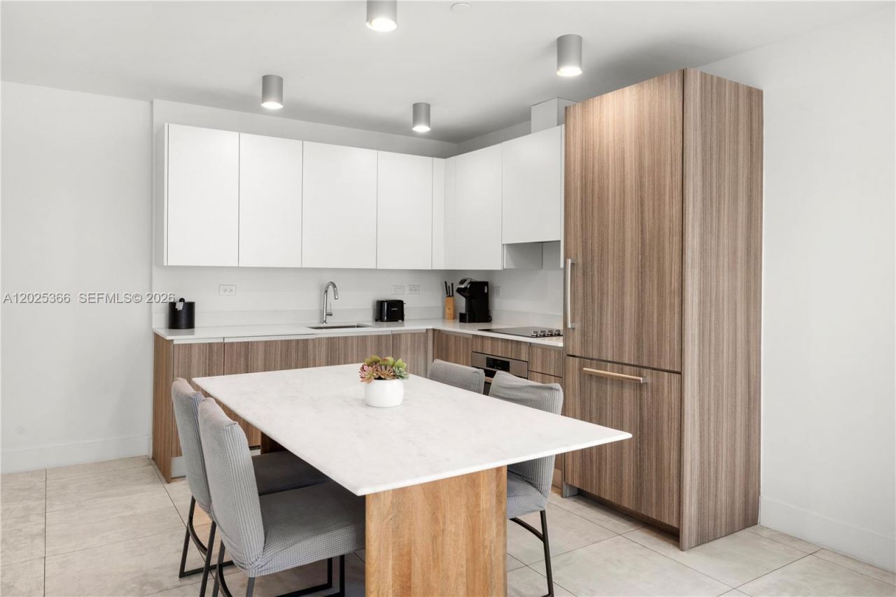 Please Call For Address, Unit 1701, Miami, FL 33130 Photo