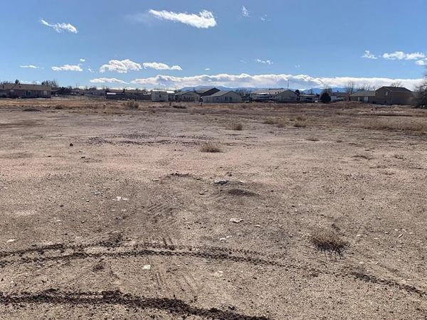362 E Larchmont Dr, Pueblo West, CO 81007